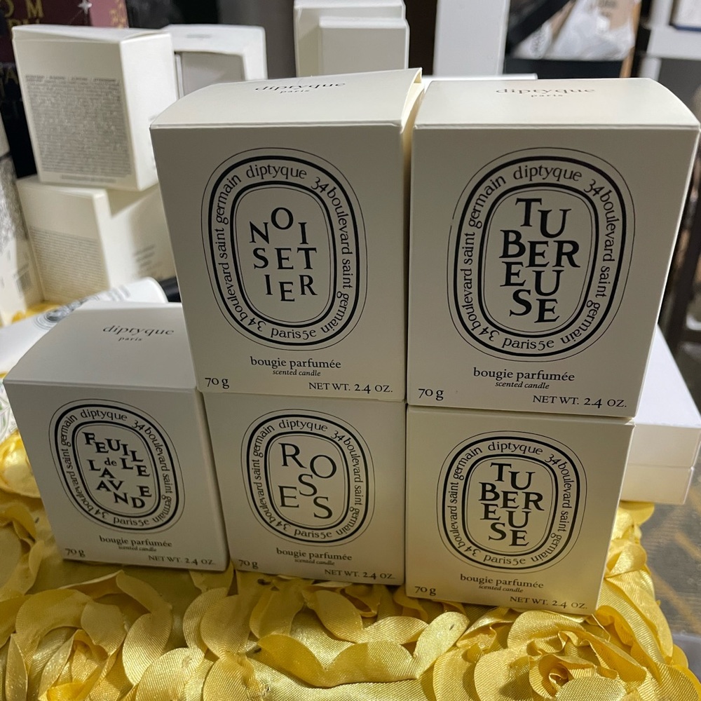 Diptyque scents candles 70g tubéreuse and noisitier and rose grille de lamande
